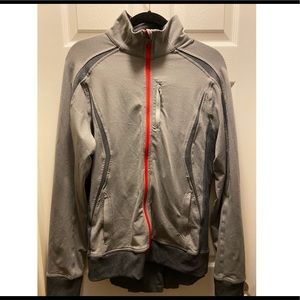 Used Grey LuluLemon jacket EXCELLENT CONDITION